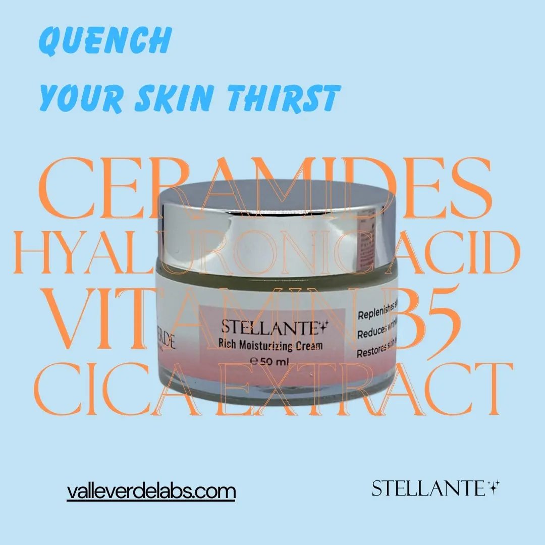 Stellante rich moisturizing cream jar with text highlighting ingredients on a light blue background